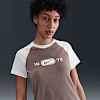 Nike Sportswear Chill Knit Women's Slim Graphic T-Shirt